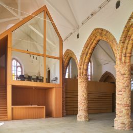 Open Monumentendag in de Sint-Niklaaskerk in Westkapelle